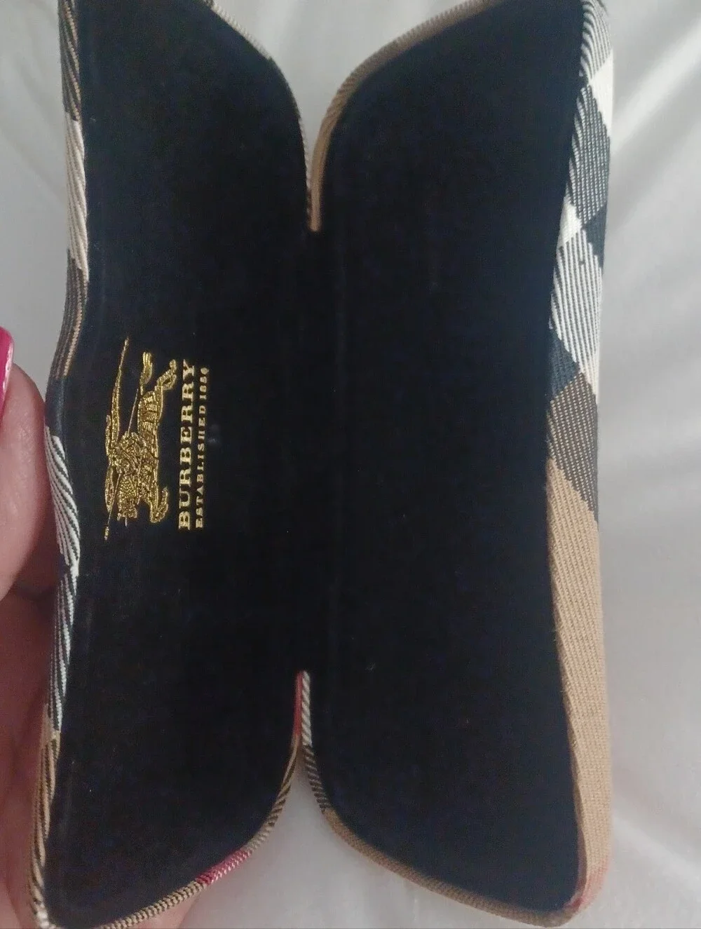 Burberry Glasses Sunglasses Case